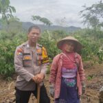 Bripka M. Manurung, SH: Bhabinkamtibmas yang Dicintai Masyarakat IMG_20251112_110453